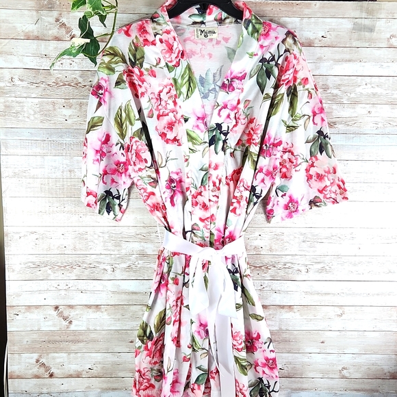 Show Me Your MuMu Other - Show Me Your MuMu, Garden of Blooms lightweight robe, belt missing O/S